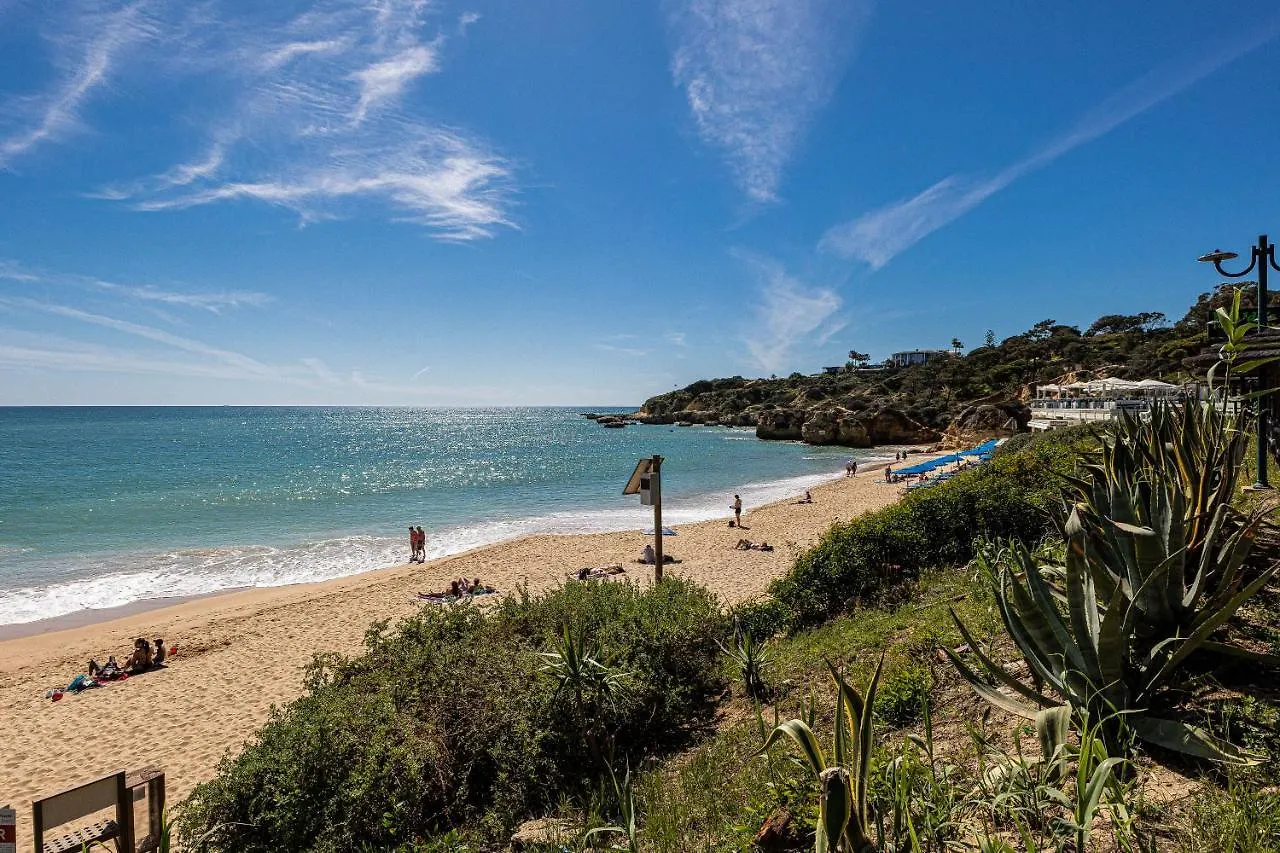 Canto Mar Beach By Alzira Albufeira 0*,  Portugal